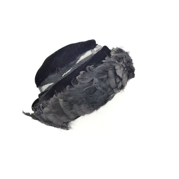 1950s Black Velvet Ostrich Feather Breton Hat Sear - Picture 3 of 6